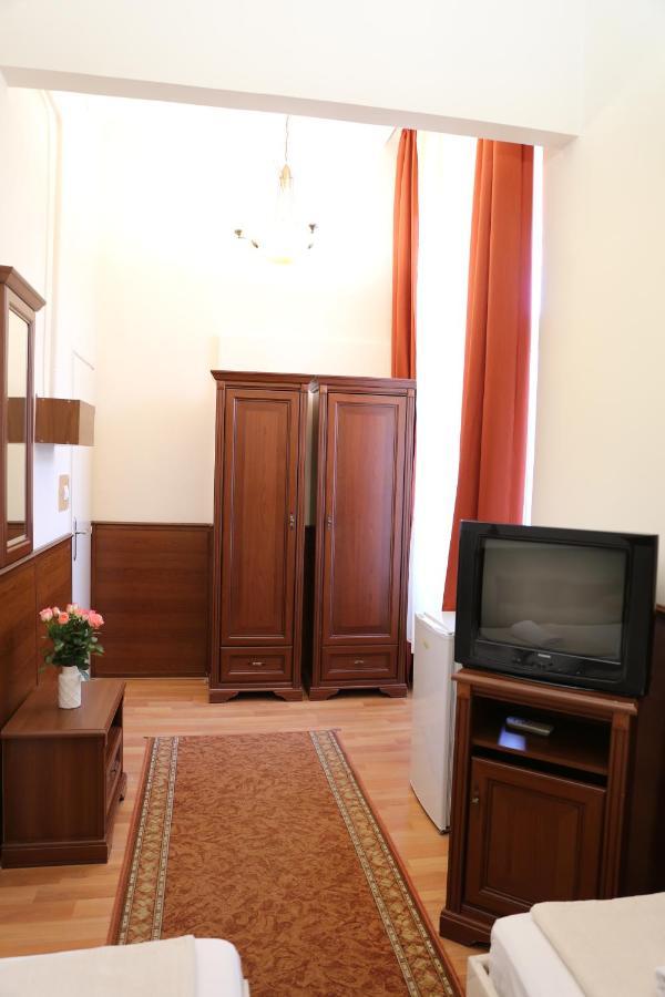 Péterfia Panzió Debrecen Exterior foto