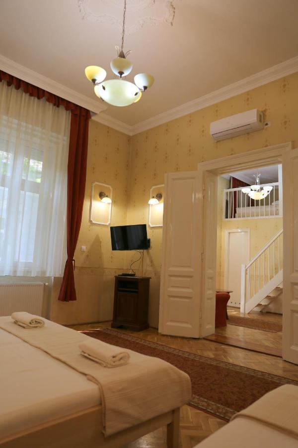 Péterfia Panzió Debrecen Exterior foto