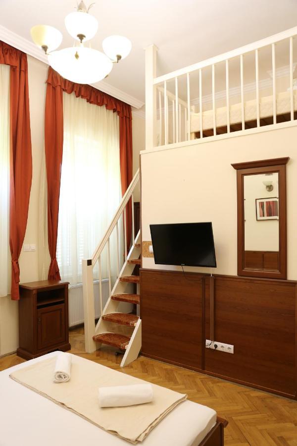 Péterfia Panzió Debrecen Exterior foto