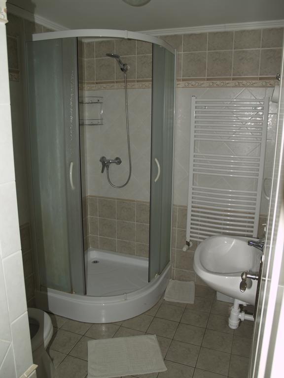 Péterfia Panzió Debrecen Quarto foto